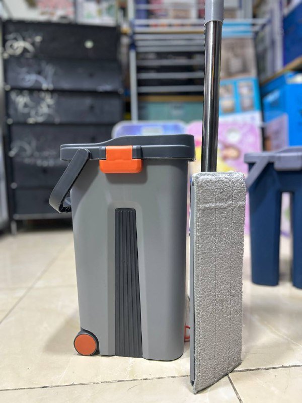 سطل مع 5 مناشف