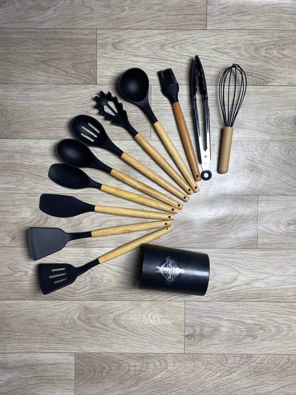 باك معالق يتكون من 11 قطع من سيلكون